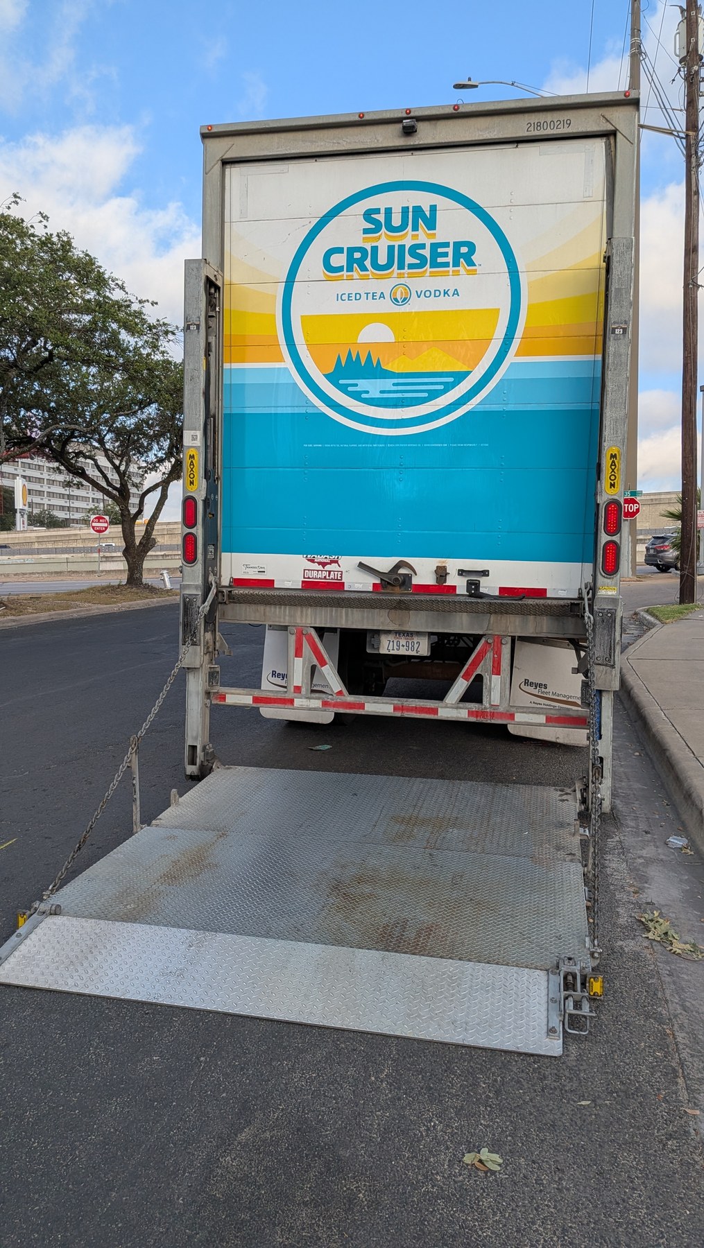 Sun Cruiser branded trailer rear